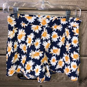 Daisy Flowy Shorts